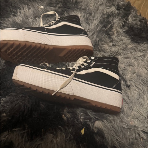 Vans Black and White High-Top Sneakers with Gum Sole - Picture 5 of 6